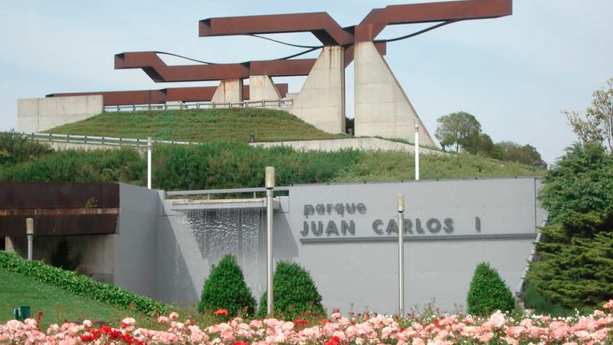 Se Necesitan Personas Para Trabajar En Los Jardines Del Parque Juan