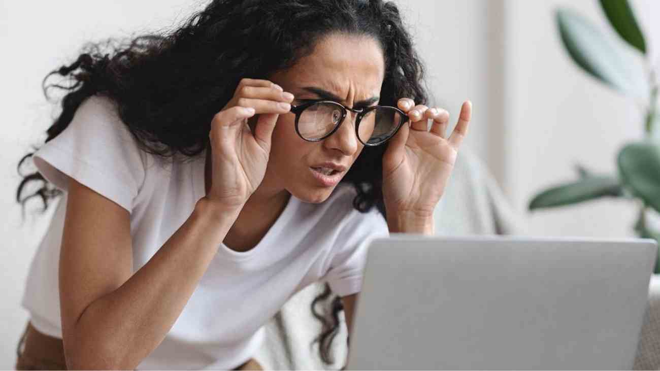 Ayuda para trabajadores que necesitan gafas y lentillas