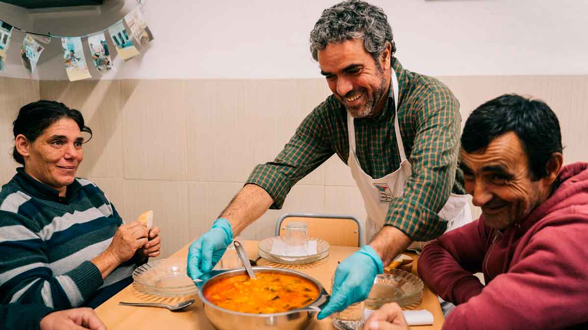 Prestaciones de la Comunidad de Madrid para necesidades básicas.