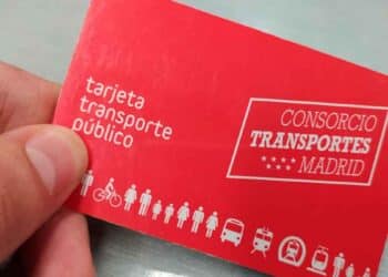 Cómo pedir la tarjeta de transporte público personal de Madrid.