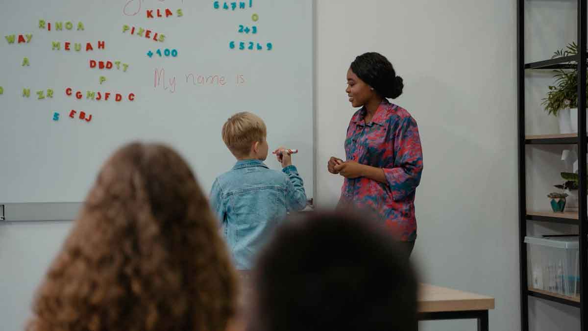 Cursos de inglés para trabajadores y desempleados de la Comunidad de Madrid.