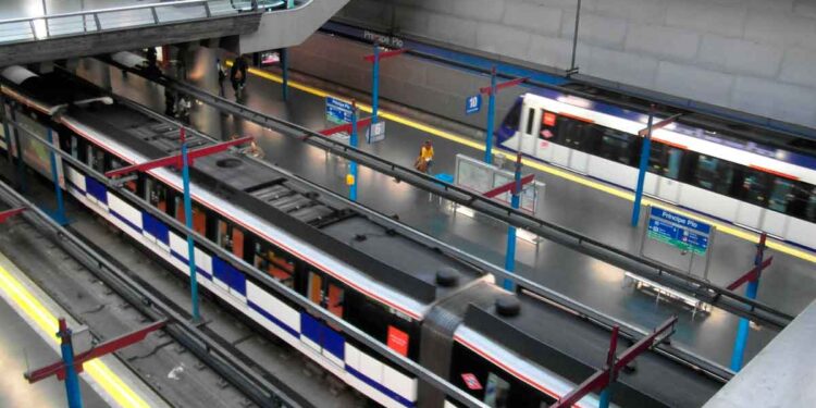 Primera línea de metro sin conductor.