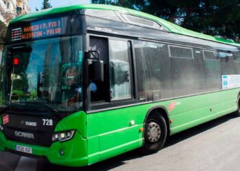 Autobuses que finalizarán su recorrido en Cuatro Vientos.