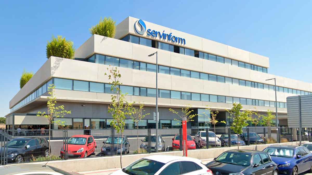 Edificio de Servinform en Torrejón de Ardoz, empresa con vacantes para teleoperadores con sueldo de 1.416 euros al mes.