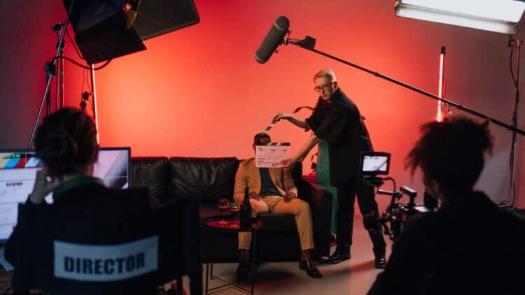 RTVE ofrece varios cursos gratis para formarse en el sector audiovisual.