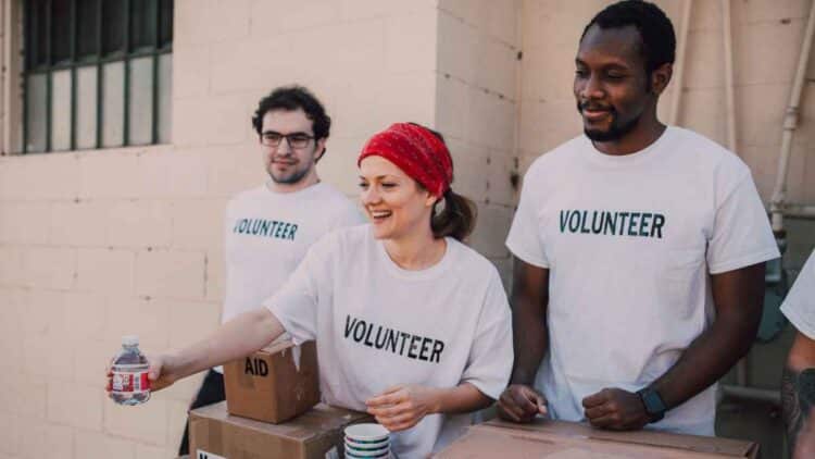 Consigue una plaza de voluntario internacional.