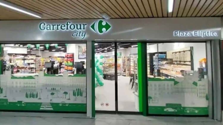 Apertura Carrefour City en parada de metro.