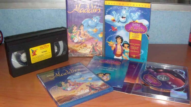 Precios desorbitados por el VHS de Aladdín.