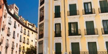 La ley de vivienda regula los alquileres y da ayudas a los colectivos vulnerables.