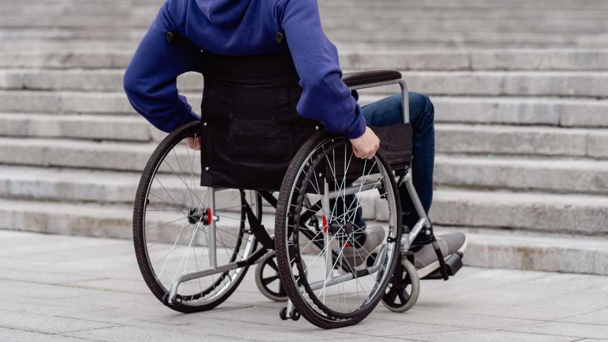 Estas ayudas de la CAM para las personas que cumplan con este requisito.