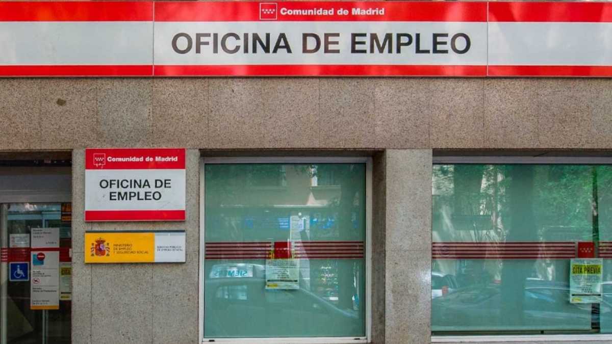 El SEPE ofrecerá esta ayuda a las personas que cobren menos de 900 euros.