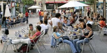 La anulación de la ordenanza de terrazas de 2022 ha provocado que entre en vigor la de 2013.