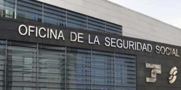 Un juzgado determina la incapacidad permanente de una trabajadora por orinar cada media hora.