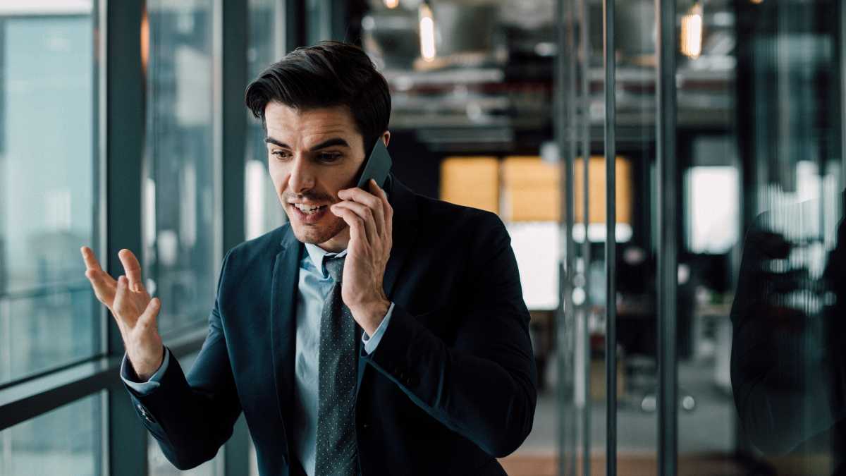 Estas son las molestas llamadas que cuelgan cuando contestas.