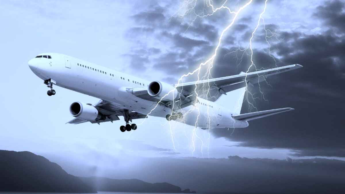 Procedimientos ante la caída de un rayo en un avión.