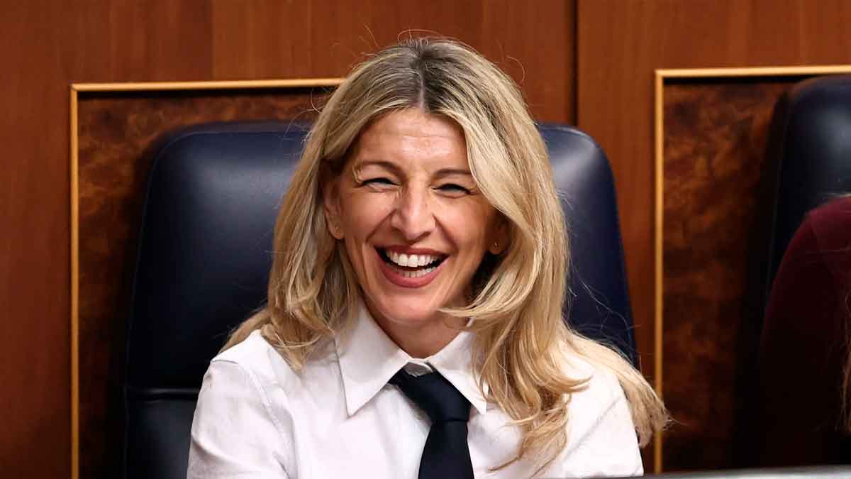 La ministra Yolanda Díaz en el Congreso durante una sesión relacionada con las prestaciones del SEPE