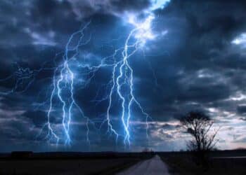 Aviso de tormenta en Madrid.