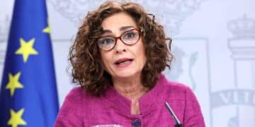 Portavoz del Gobierno en rueda de prensa sobre el control de Hacienda a las transferencias familiares