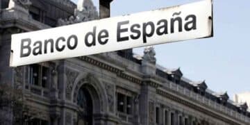 Letrero del Banco de España frente a su sede madrileña