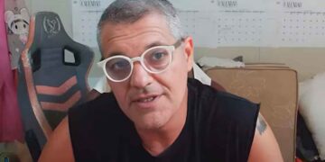 Frank Cuesta durante el vídeo en el que menciona su problema con la mitomanía