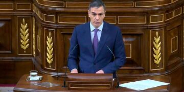 Intervención en el Congreso anunciando la paga universal de 200 € al mes por hijo hasta los 18 años