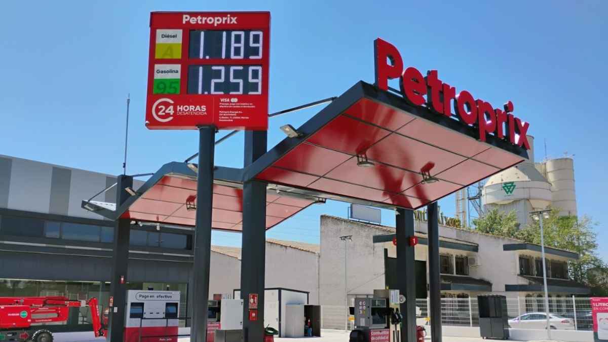 Gasolinera low-cost Móstoles.