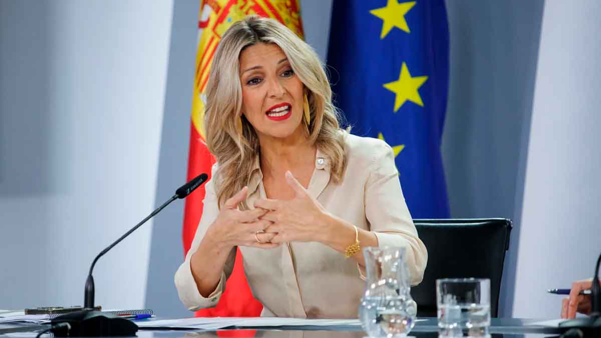 Yolanda Díaz explica la reducción a 37,5 horas semanales que permitirá sumar hasta 12 días extra de vacaciones