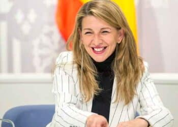 Yolanda Díaz presenta la reforma del Estatuto que impide despidos por incapacidad permanente en España, 2025