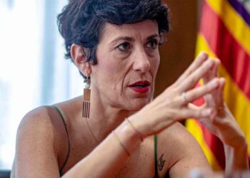 La ministra Elma Saiz explica el requisito económico que puede impedir la jubilación anticipada a los 63 años
