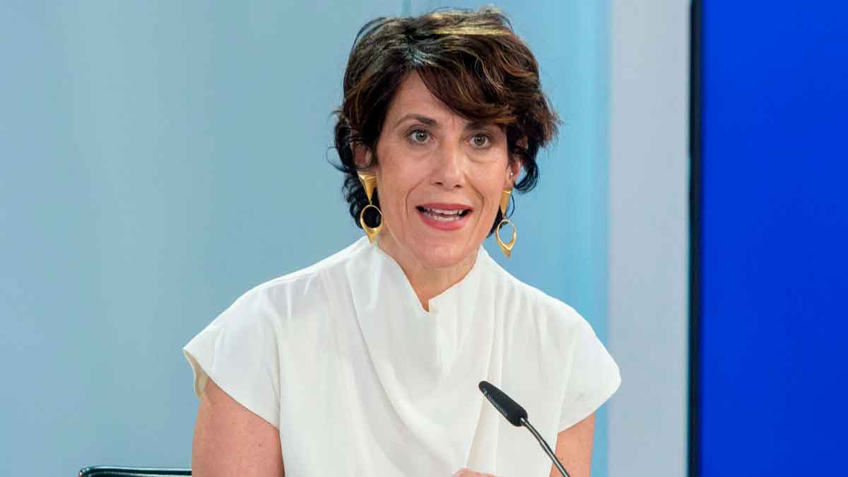 La ministra de Seguridad Social anuncia la paga de 658 € mensuales para desempleados que viven solos, 2025