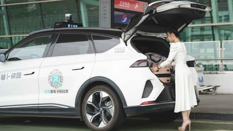 Taxis sin conductor chinos.