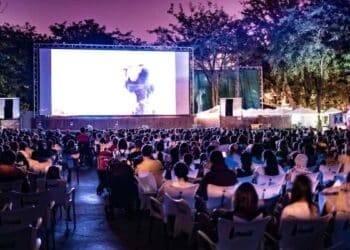Proyección cine al aire libre Fescinal.