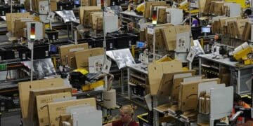 Cientos de paquetes Amazon.