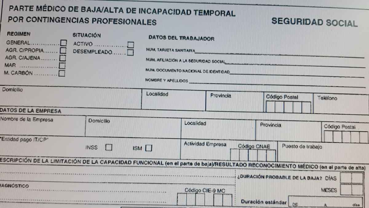 Parte médico de baja de incapacidad temporal, relacionado con las nuevas normas para los autónomos sobre despidos por falta grave.