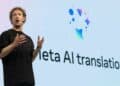 Presentación de Meta AI Translation durante una conferencia, ilustrando su integración en WhatsApp y el debate sobre privacidad.