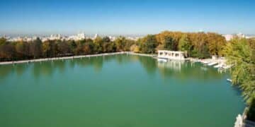 Vista aérea del estanque del Retiro en Madrid antes de su reforma de 2027.