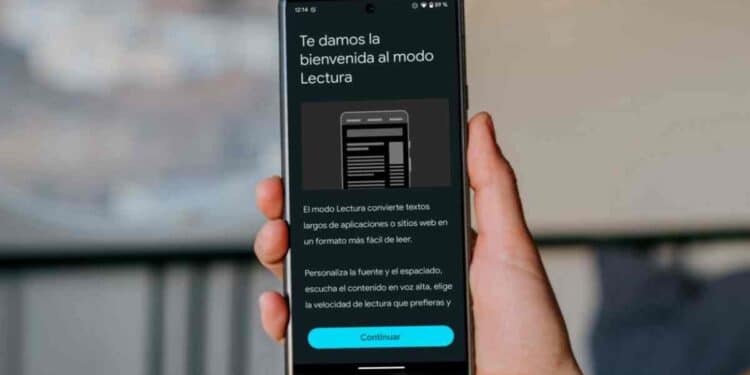 Modo lectura del navegador activado en un móvil, lectura sin anuncios.