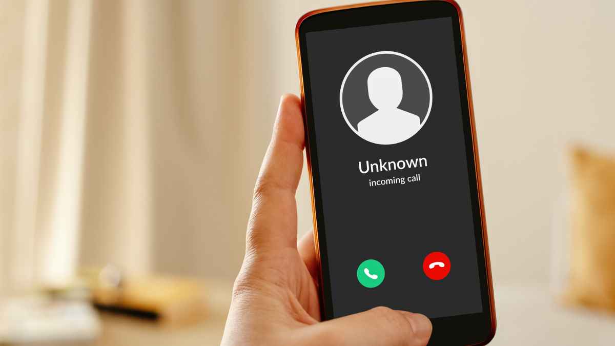 Llamada entrante desconocida, ejemplo de llamadas fantasma.