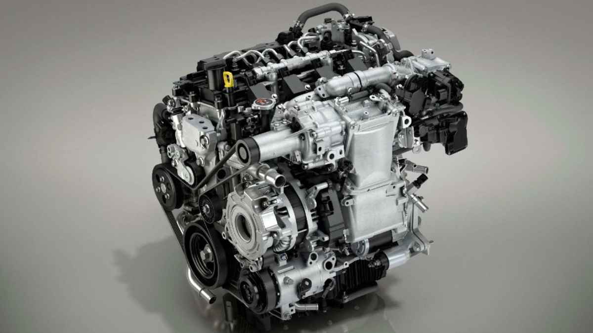 Motor atmosférico del Mazda MX-5 con tracción trasera ofertado desde 149 euros al mes