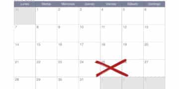 Calendario julio 2025 con festivo del 25 de julio marcado en rojo.