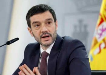 Gobierno presenta reforma de dependencia y discapacidad en rueda de prensa.