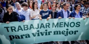 Manifestación por la semana laboral de cuatro días para mejorar la salud mental
