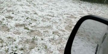 Granizada intensa en España tras tormenta con alerta de AEMET.