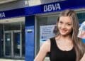 Mujer con dinero frente a sucursal BBVA por promoción de hasta 760 euros.