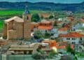 Vista panorámica de Albares, pueblo medieval con casas baratas y empleo cerca de Madrid.