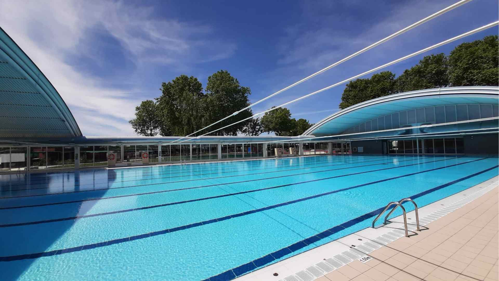 Piscina olímpica del complejo municipal Fermín Cacho en Fuenlabrada.