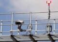 Radar antifrenado de la DGT para controlar velocidad en carretera.