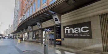 Fachada de Fnac Callao en Madrid antes de su reapertura el 18 de septiembre.