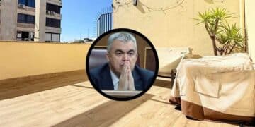 Ático en alquiler en Chamberí donde vivió Santos Cerdán por 3.000 euros mensuales.