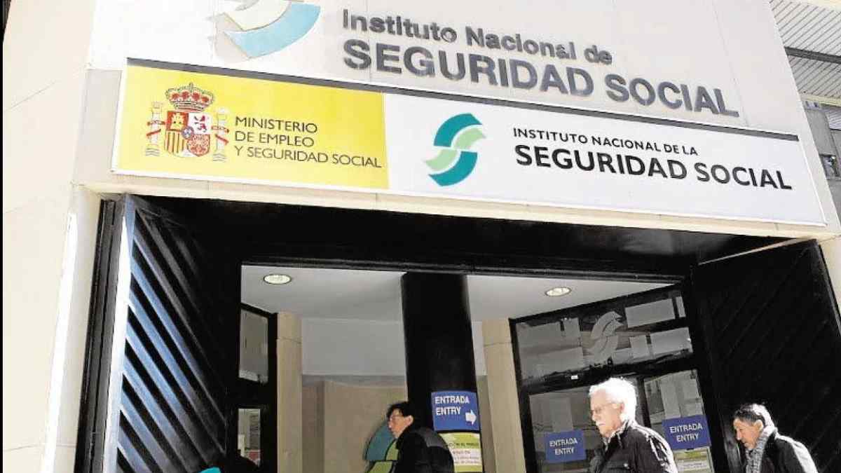 Entrada del Instituto Nacional de la Seguridad Social en España.
